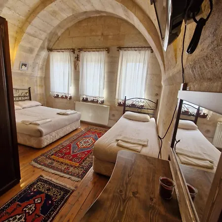 Nature Park Cave Hotell
